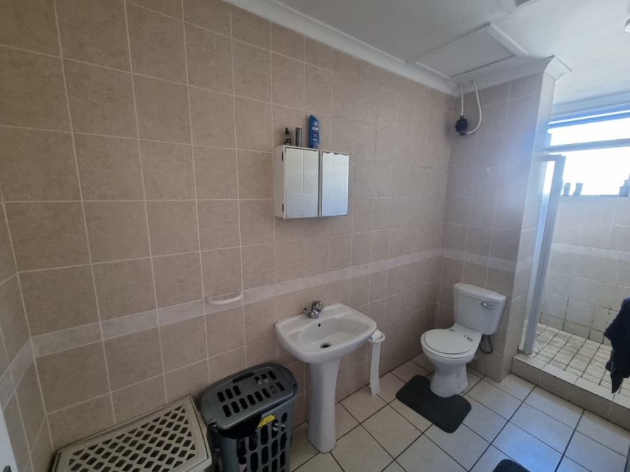 1 Bedroom Property for Sale in Wynberg Western Cape